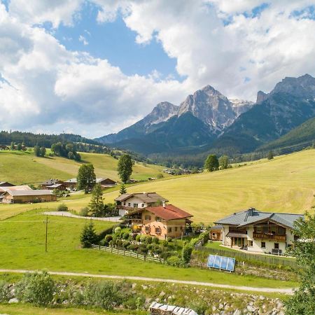 Sommerstein Maria Alm am Steinernen Meer Buitenkant foto